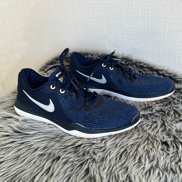 Nike Shoes - Nike Flex Supreme TR 6 Womens size 7.5
